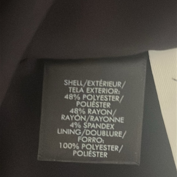 🆕 Ann Taylor Classic Double V Collarless Jacket.  Black. Size 6.  NWT. - Picture 10 of 15